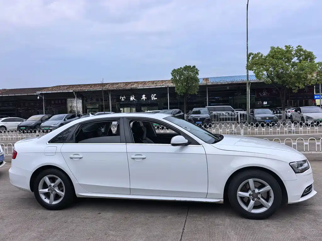 Audi A4L 2013