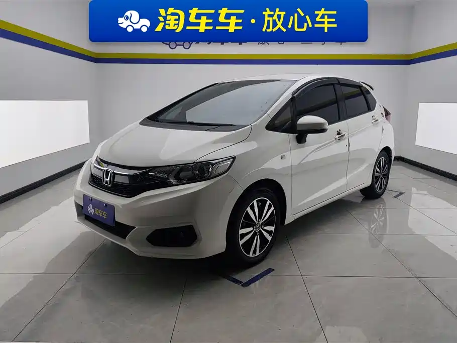 Honda Fit 2019 — фото 1
