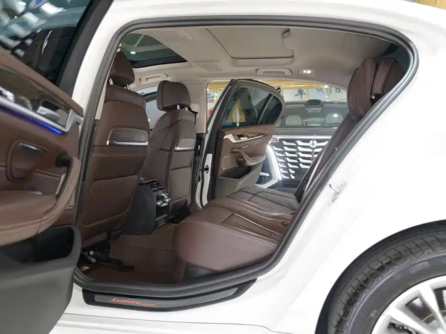 BMW 5 Series 2020