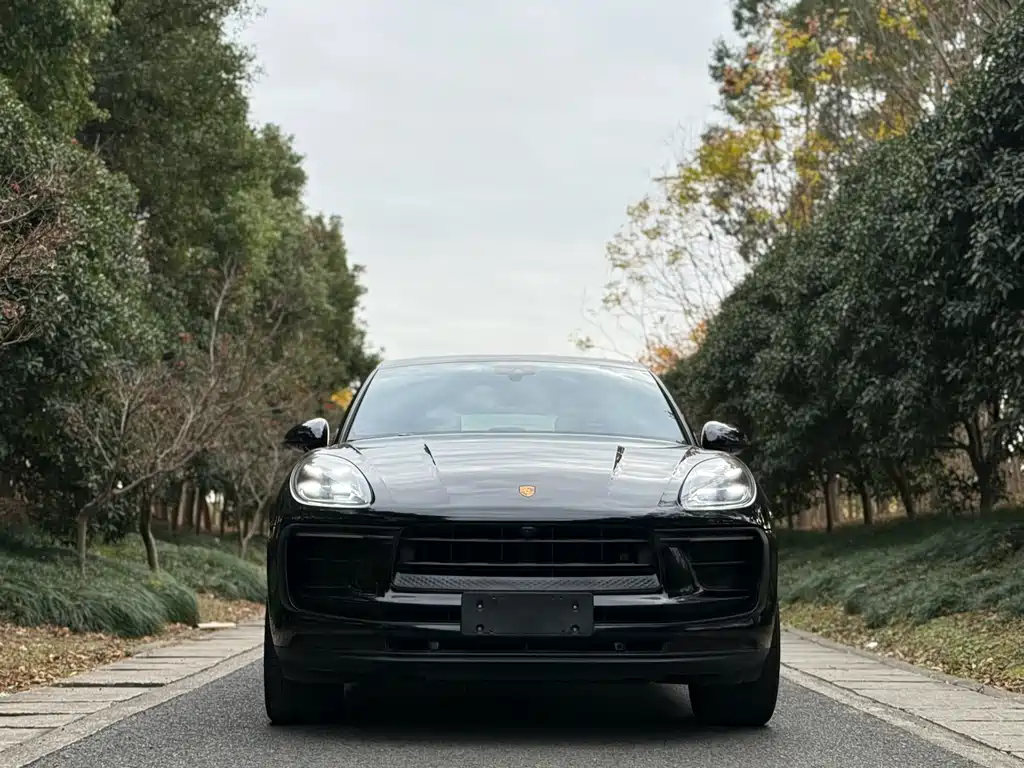 Porsche Macan 2023 — фото 4