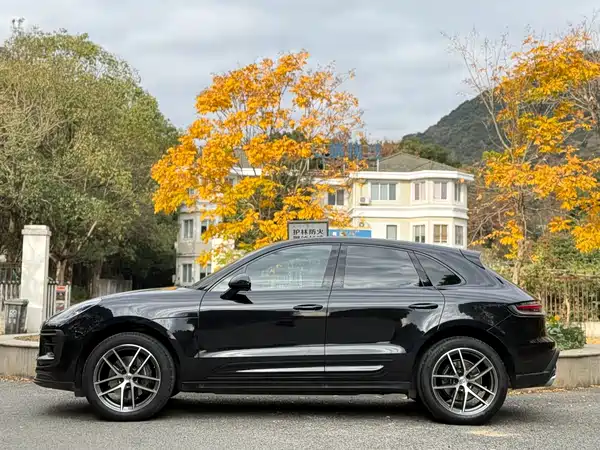 Porsche Macan 2023