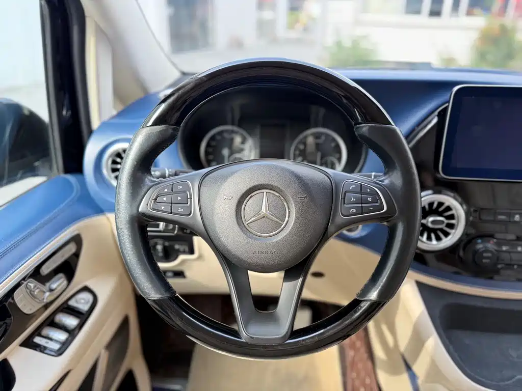 Mercedes-Benz Vito 2020 — фото 16
