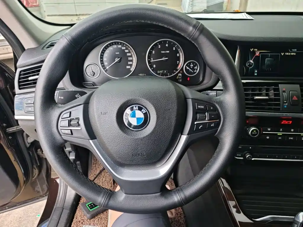 BMW X3 2016 — фото 11