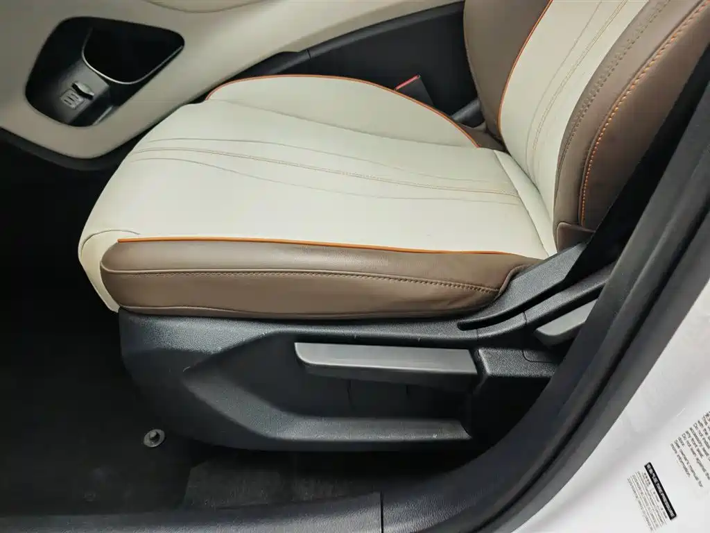 BYD Pro New Energy 2023 — фото 20