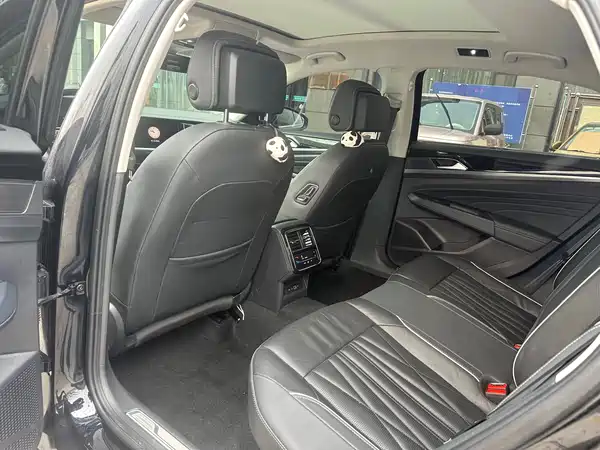 Volkswagen Passat 2023