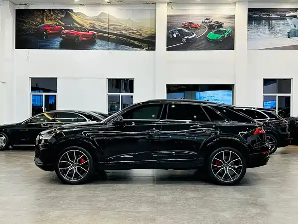 Audi Q8 2022