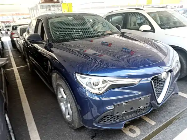Alfa Romeo Stelvio 2019