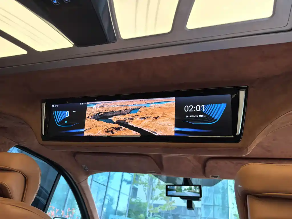 Ford Tourneo 2023 — фото 28