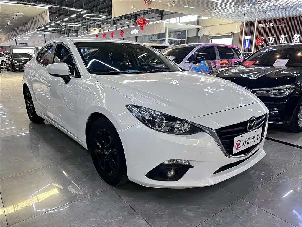 Mazda 3 Axela 2016 — фото 3