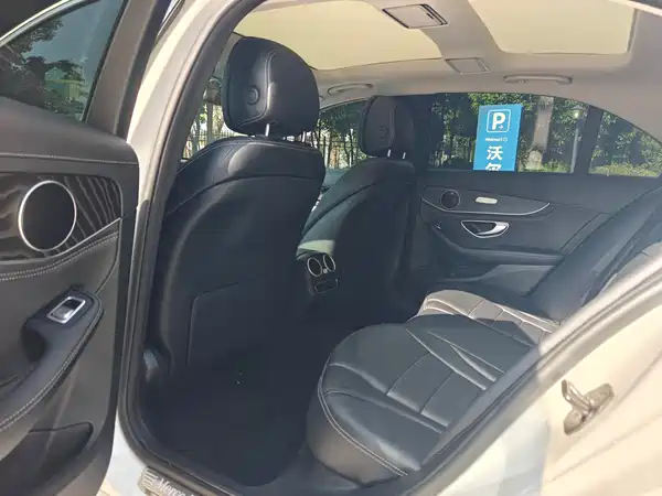 Mercedes-Benz C-Class 2019