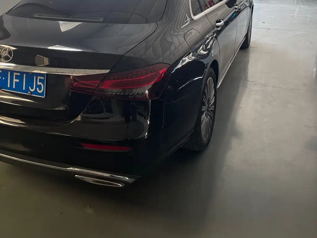 Mercedes-Benz E-Class 2025