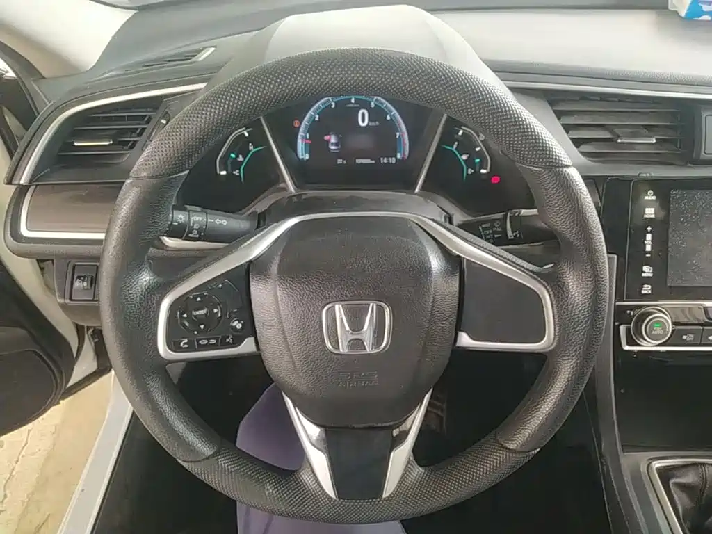 Honda Civic 2019 — фото 11