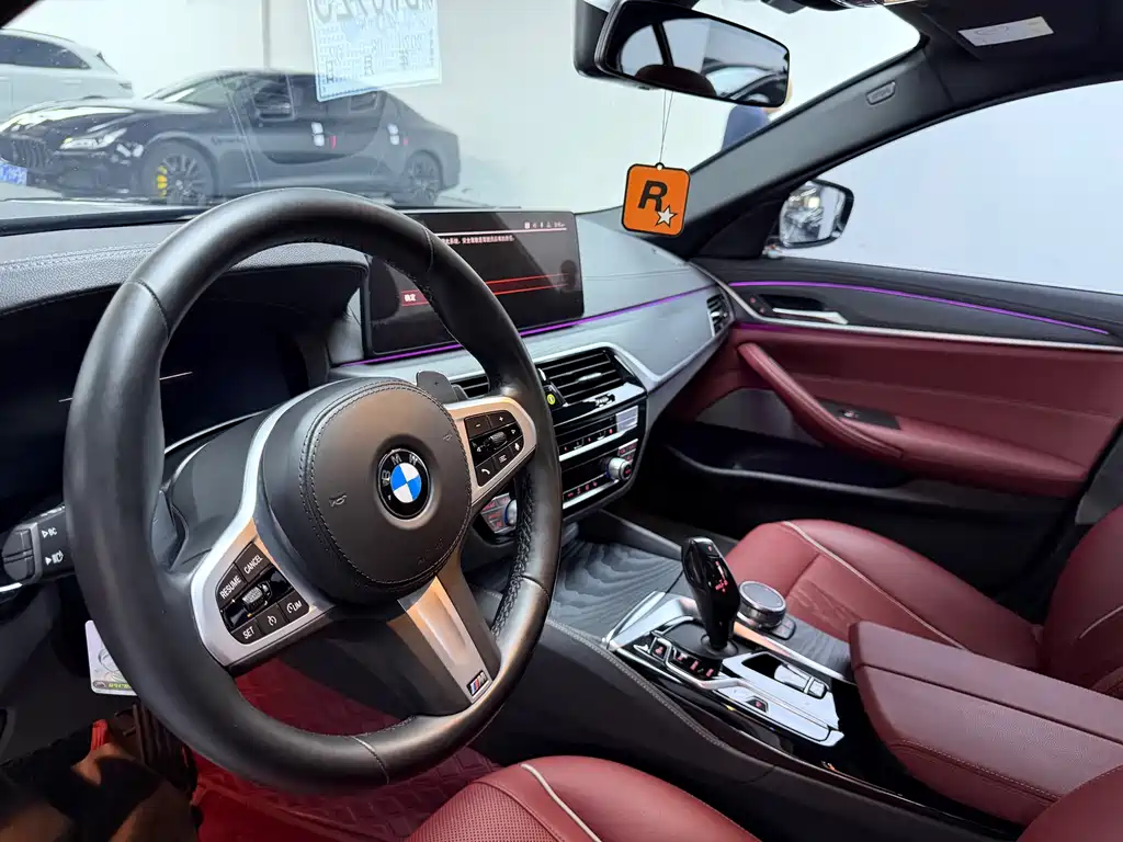 BMW 5 Series 2022