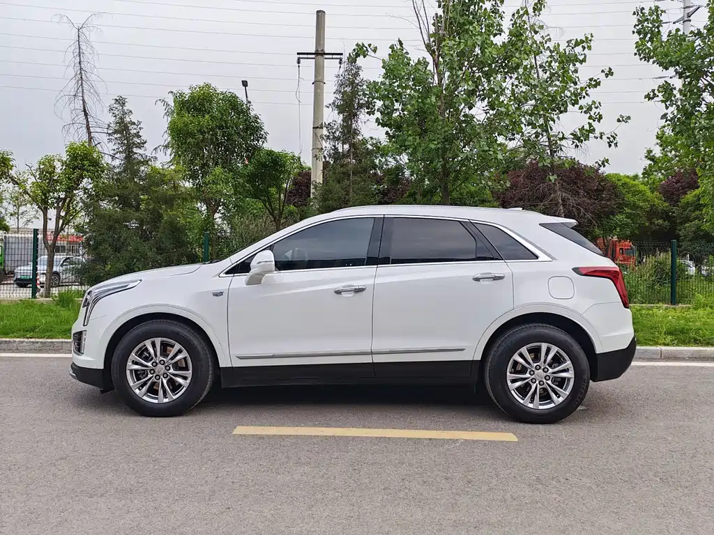 Cadillac XT5 2023 — фото 19
