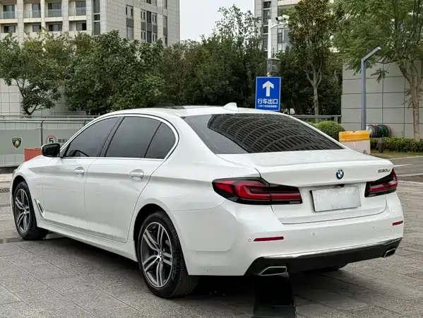 BMW 5 Series 2023