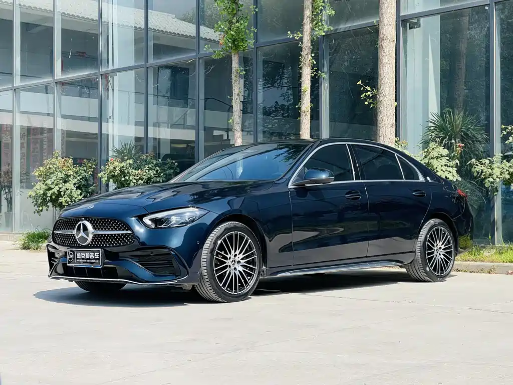 Mercedes-Benz C-Class 2022