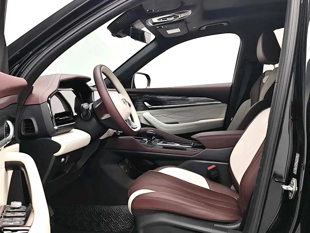 Geely Xingyue L 2023 — фото 4