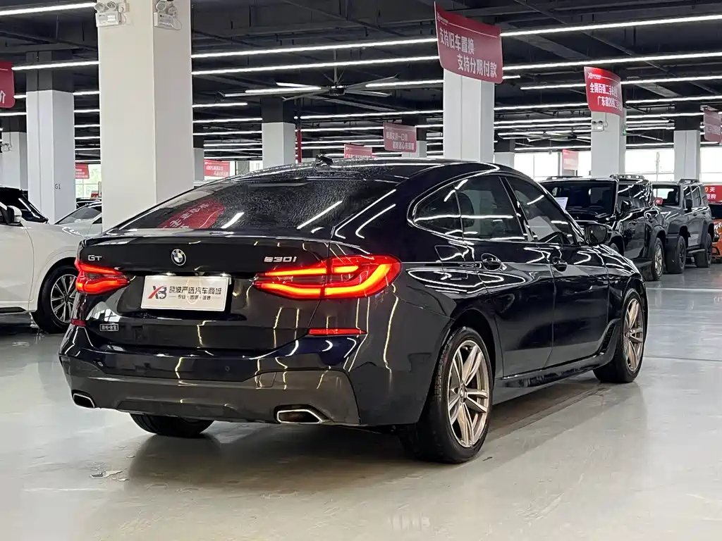 BMW 6 Series GT 2019 — фото 6