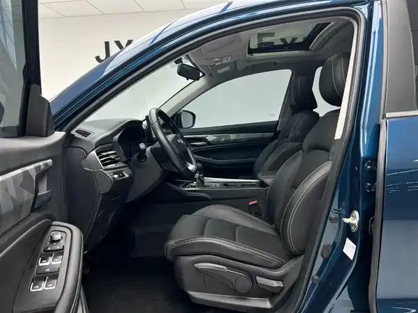 Geely Vision X6 2022