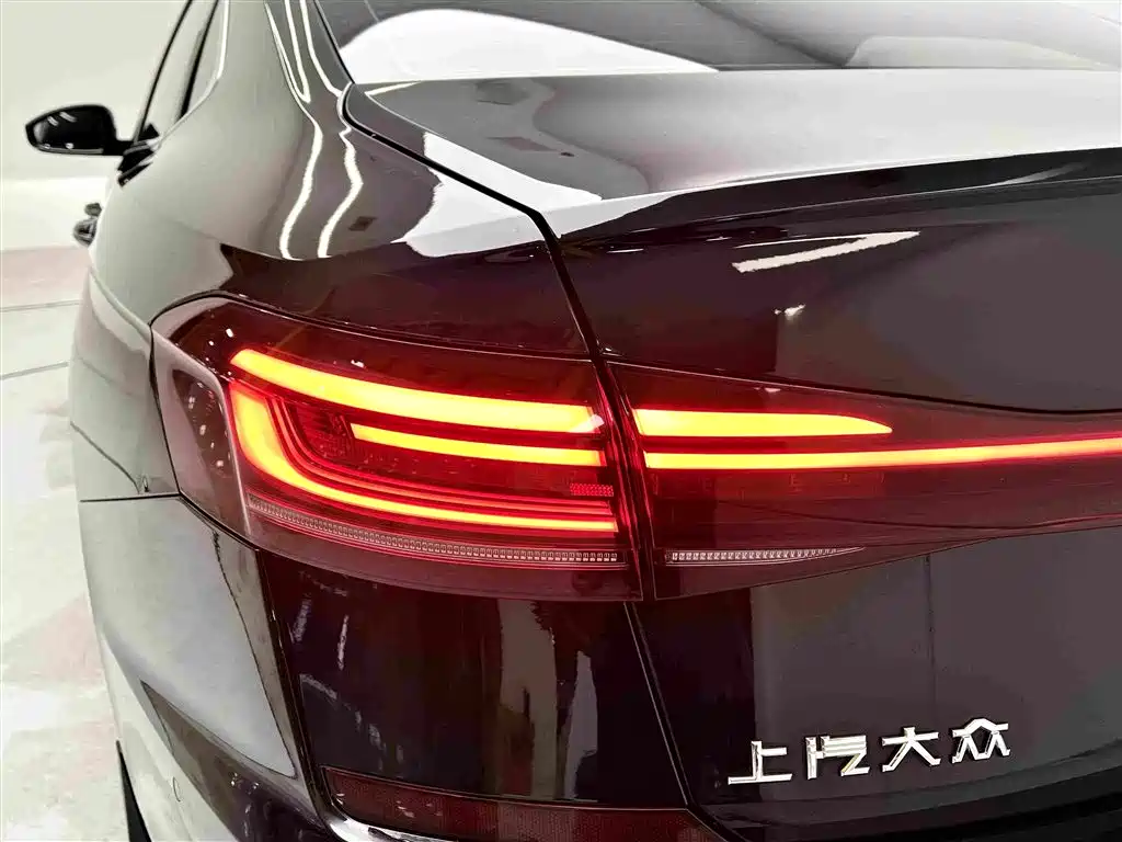 Volkswagen Passat 2021 — фото 7