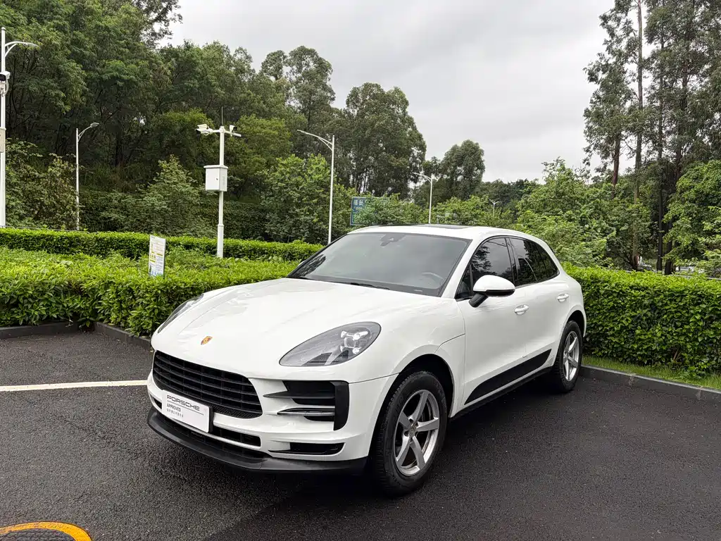Porsche Macan 2020 — фото 1