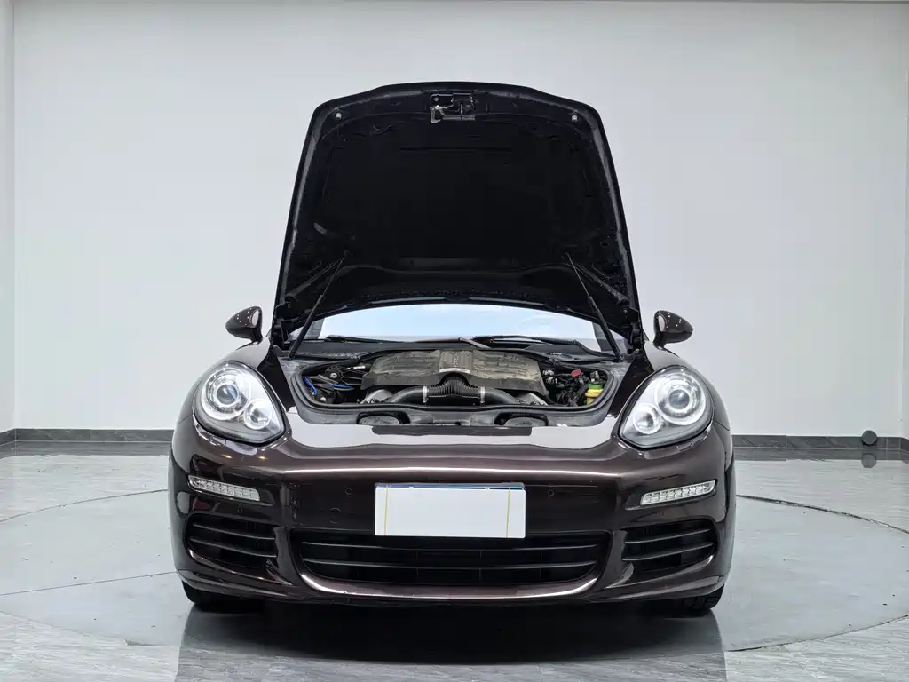 Porsche Panamera 2016 — фото 27
