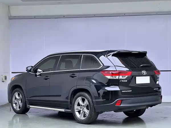 Toyota Highlander 2020
