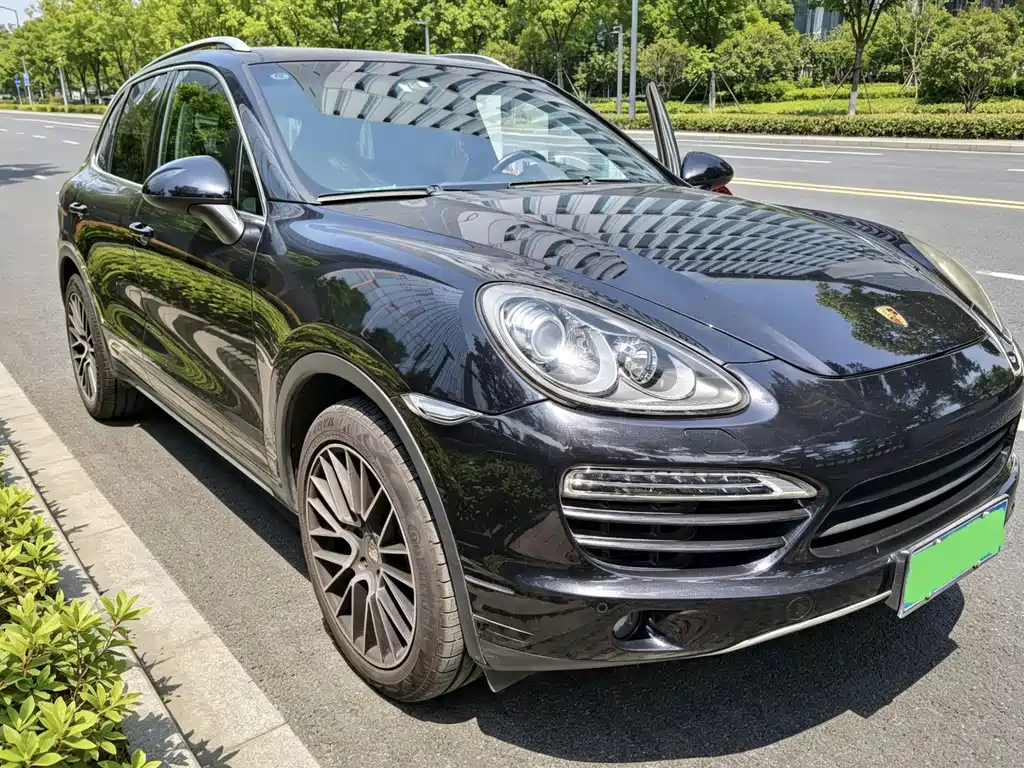 Porsche Cayenne 2013 — фото 6