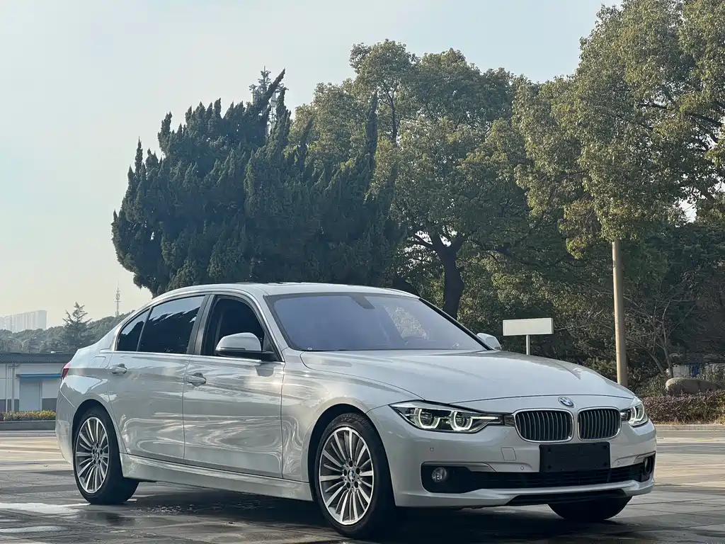 BMW 3 Series 2019 — фото 3