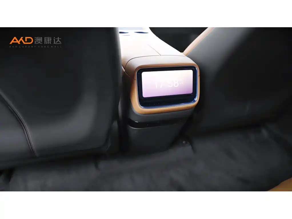 Xiaomi YU7 2025 — фото 9