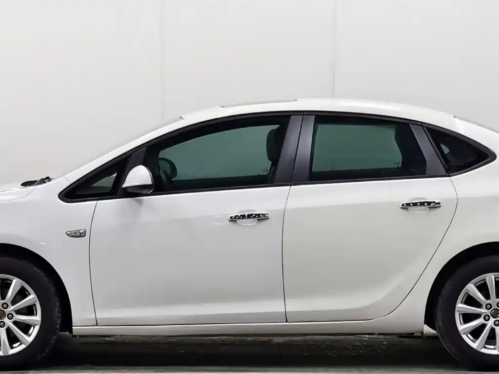 Buick Excelle 2014