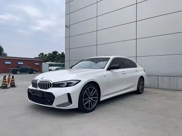 BMW 3 Series 2023