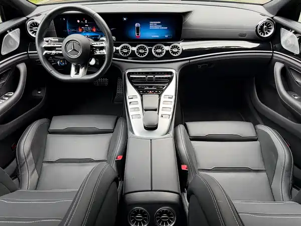 Mercedes-Benz AMG GT 2025