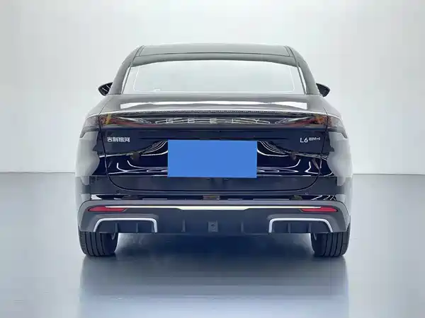 Geely Galaxy L6 2025