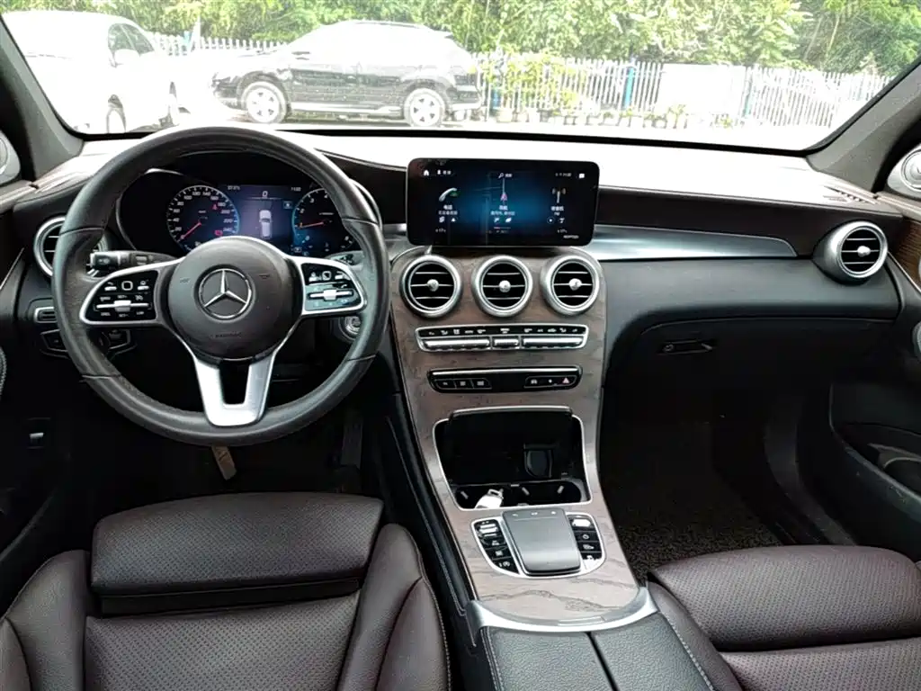 Mercedes-Benz GLC 2020 — фото 10
