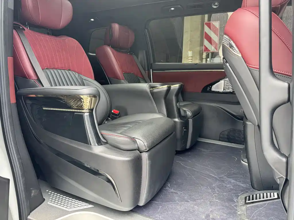 GAC Motor Trumpchi M8 2023 — фото 11