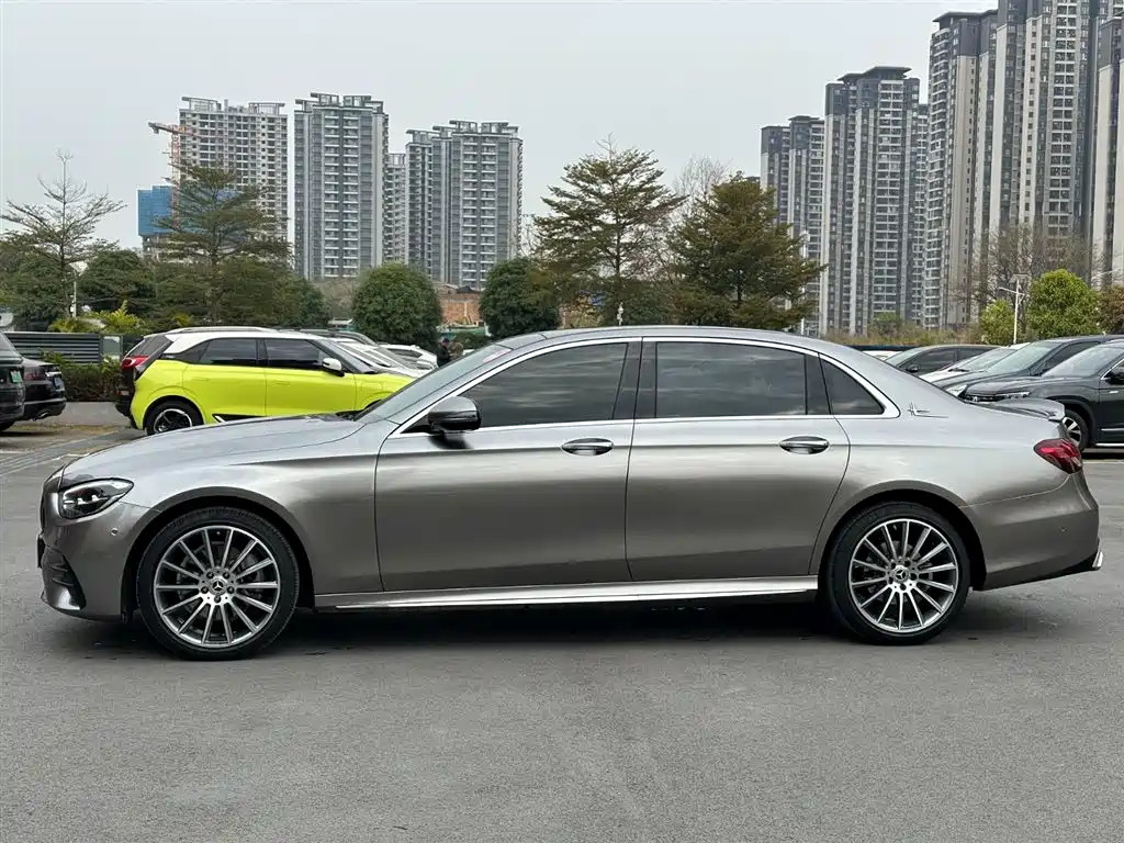 Mercedes-Benz E-Class 2021