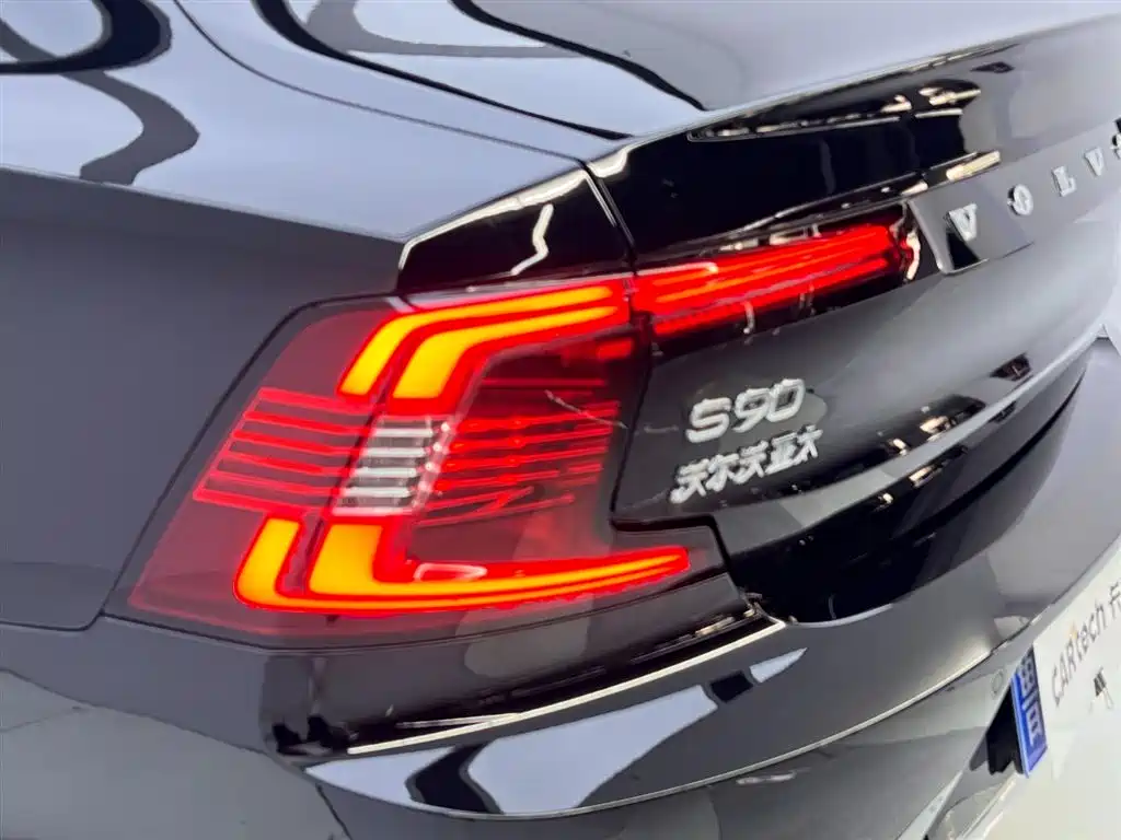 Volvo S90 2024 — фото 10