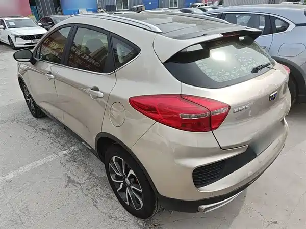 Geely Emgrand GS 2018