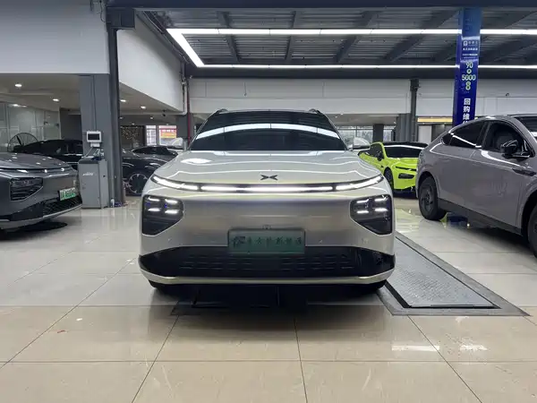XPeng G9 2025