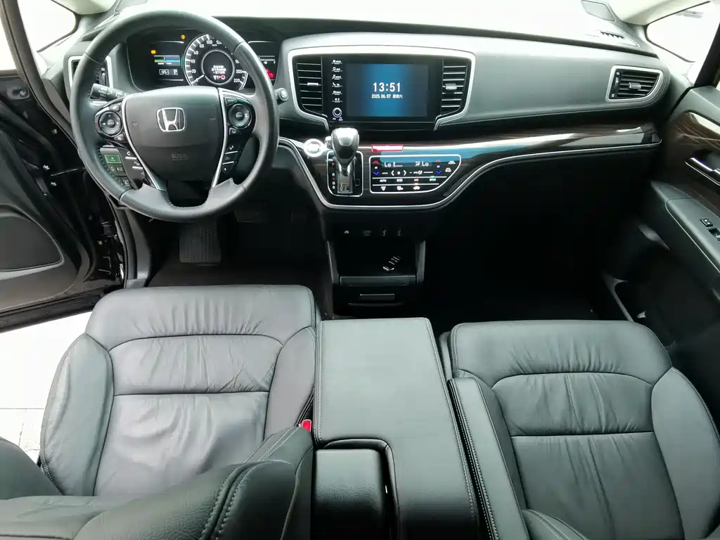 Honda Odyssey 2020 — фото 10