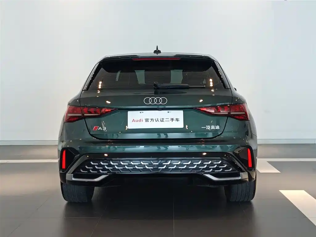 Audi A3 2025 — фото 5