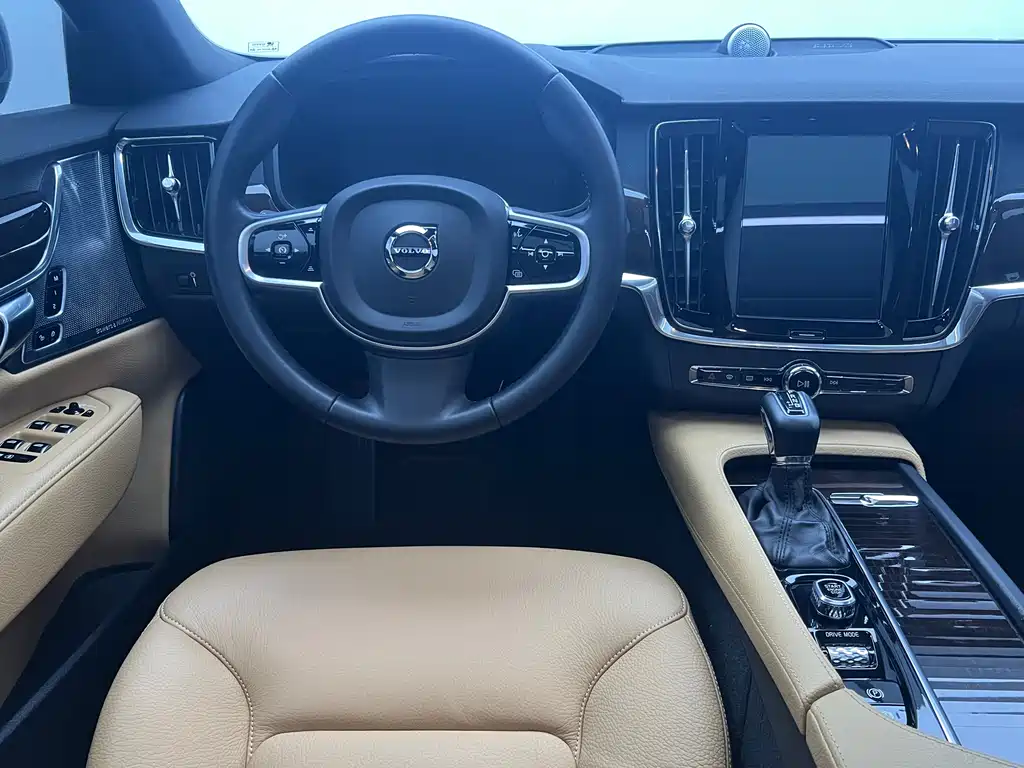 Volvo S90 2018 — фото 8