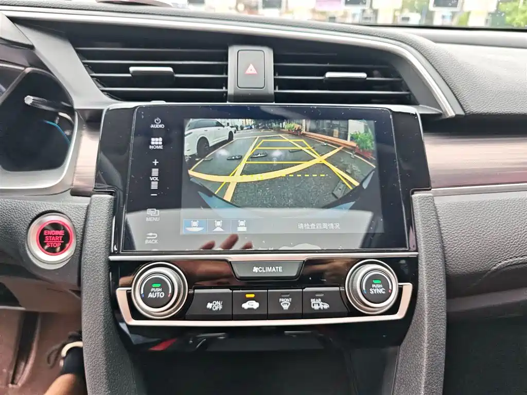 Honda Civic 2021 — фото 15