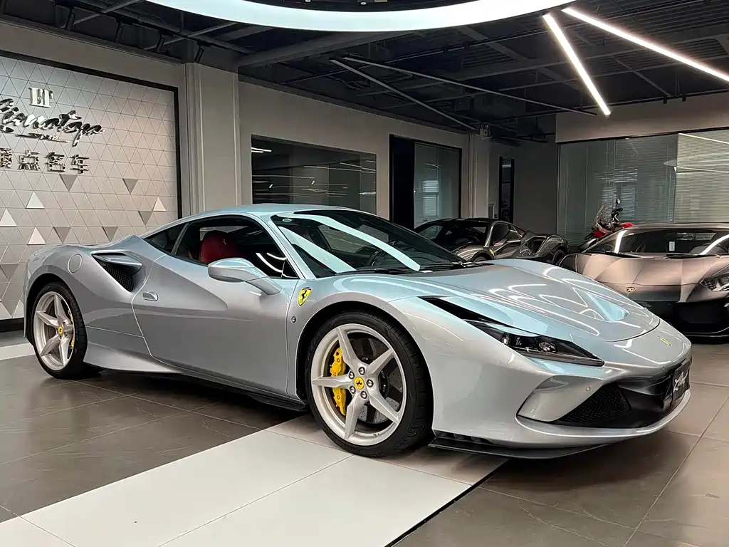 Ferrari F8 2023 — фото 3