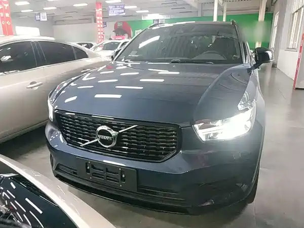 Volvo XC40 2022