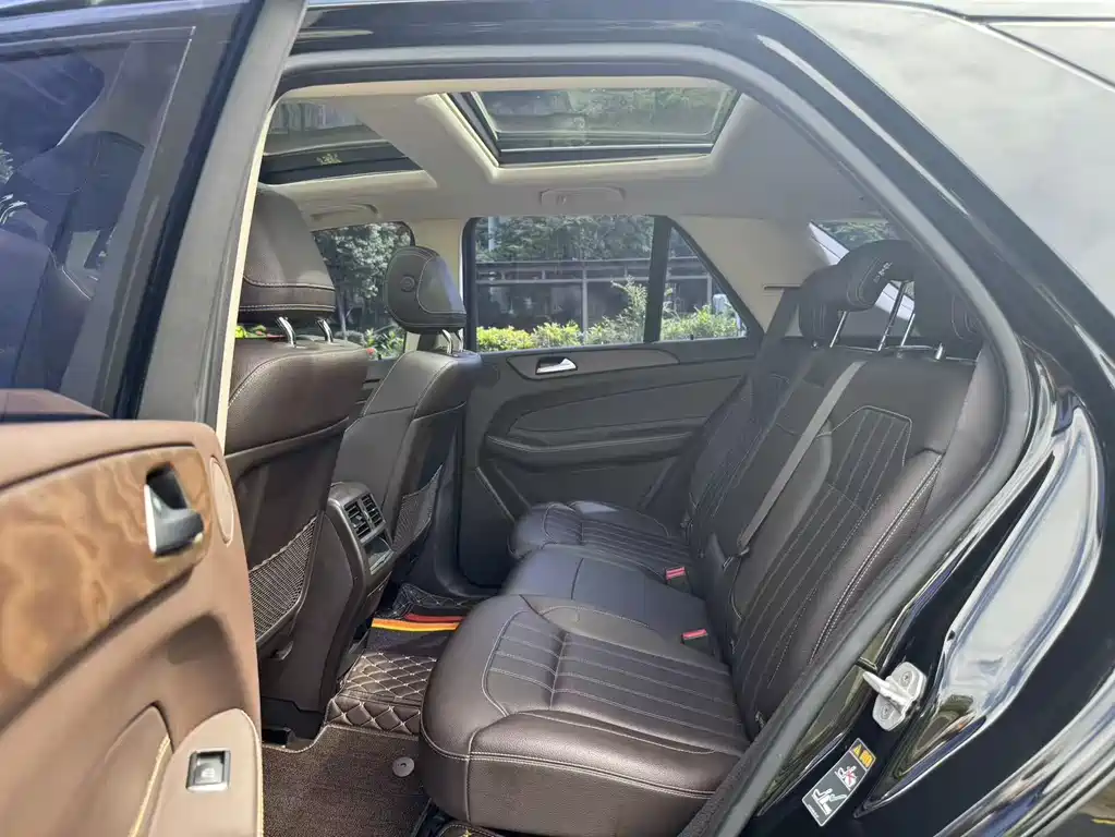 Mercedes-Benz GLE 2017