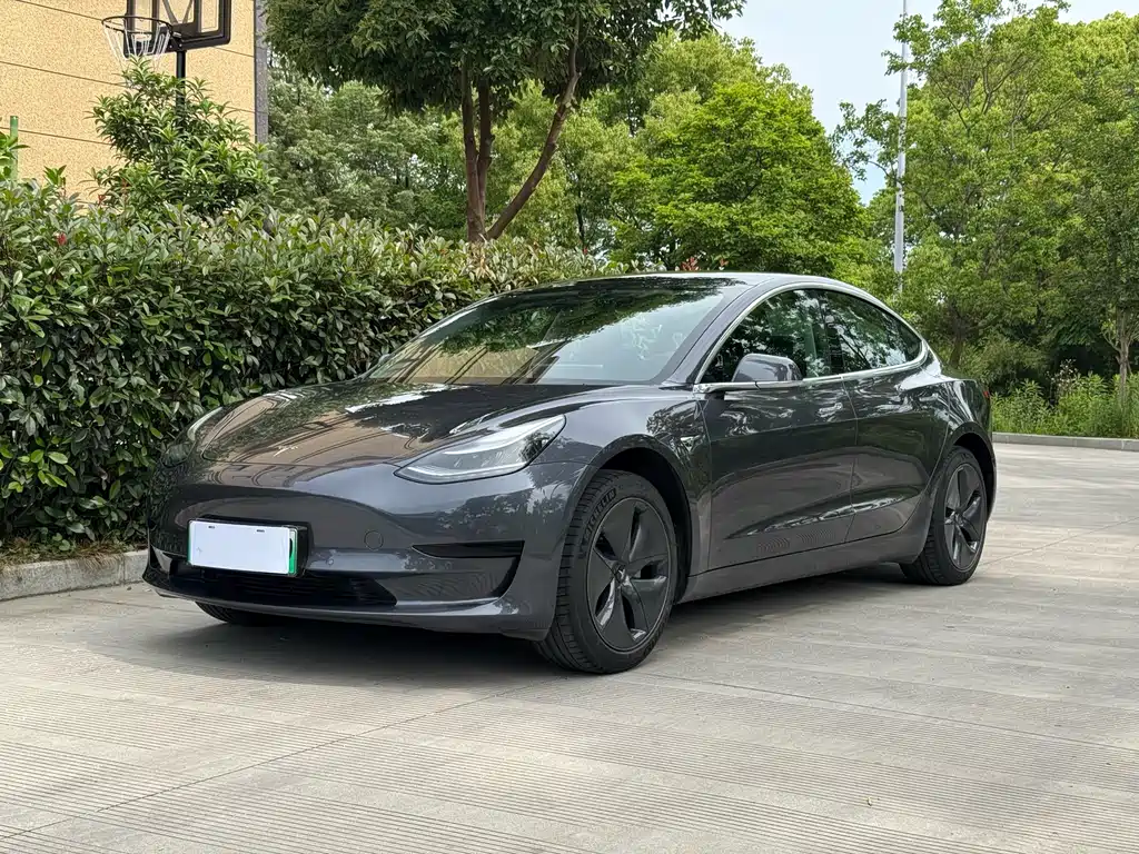 Tesla Model 3 2020 — фото 1