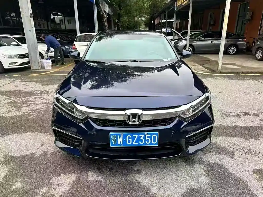 Honda Inspire 2021 — фото 2