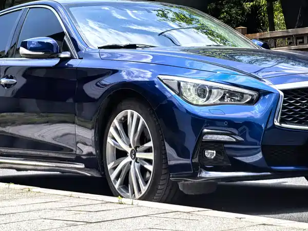 Infiniti Q50L 2018